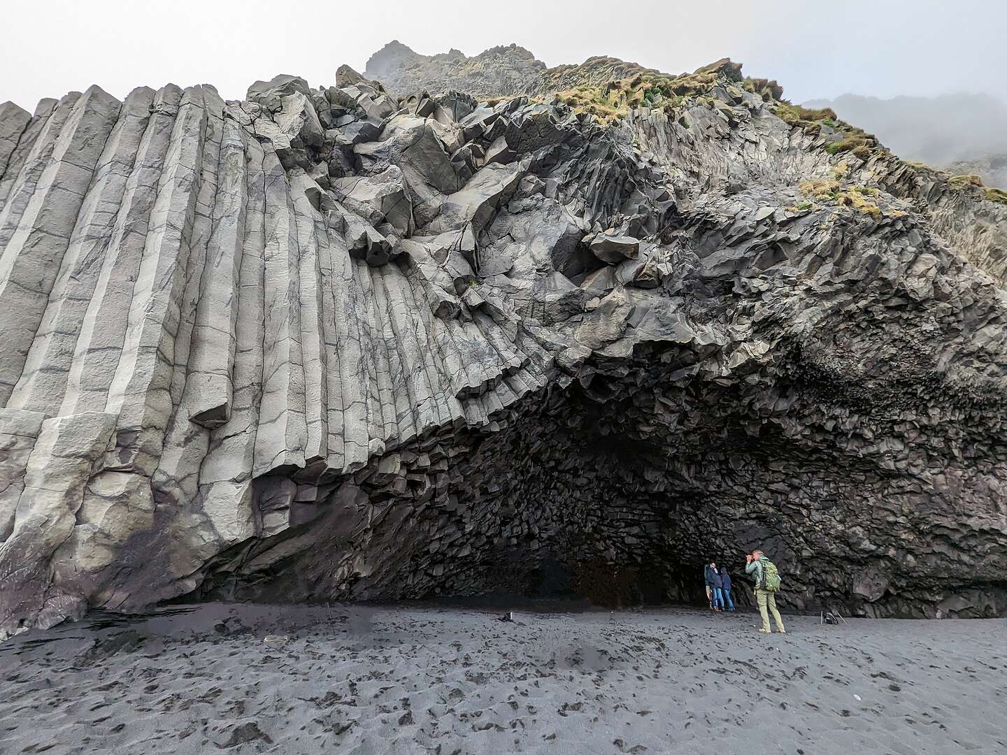 Hálsanefshellir Cave